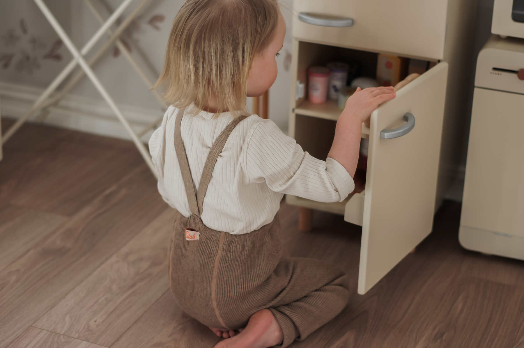 Roomy Footless Peanut blend legginsy na szelkach dziecięce