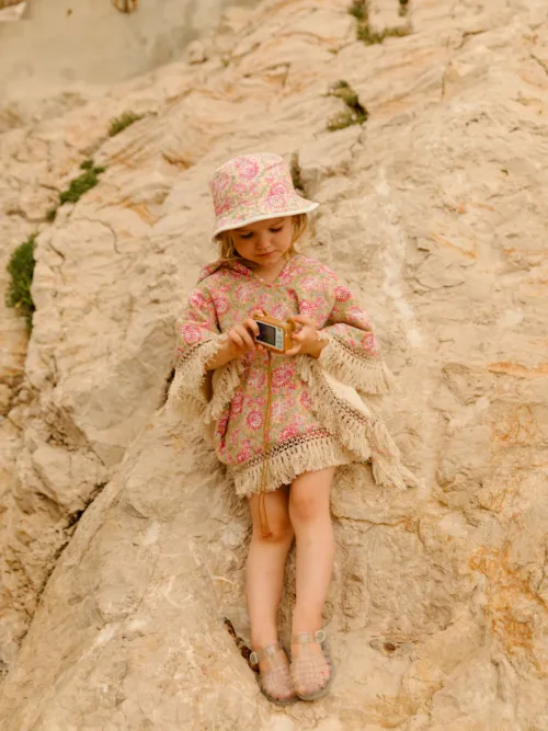 Louise Misha yellow capri cove beach cape peleryna poncho na plażę