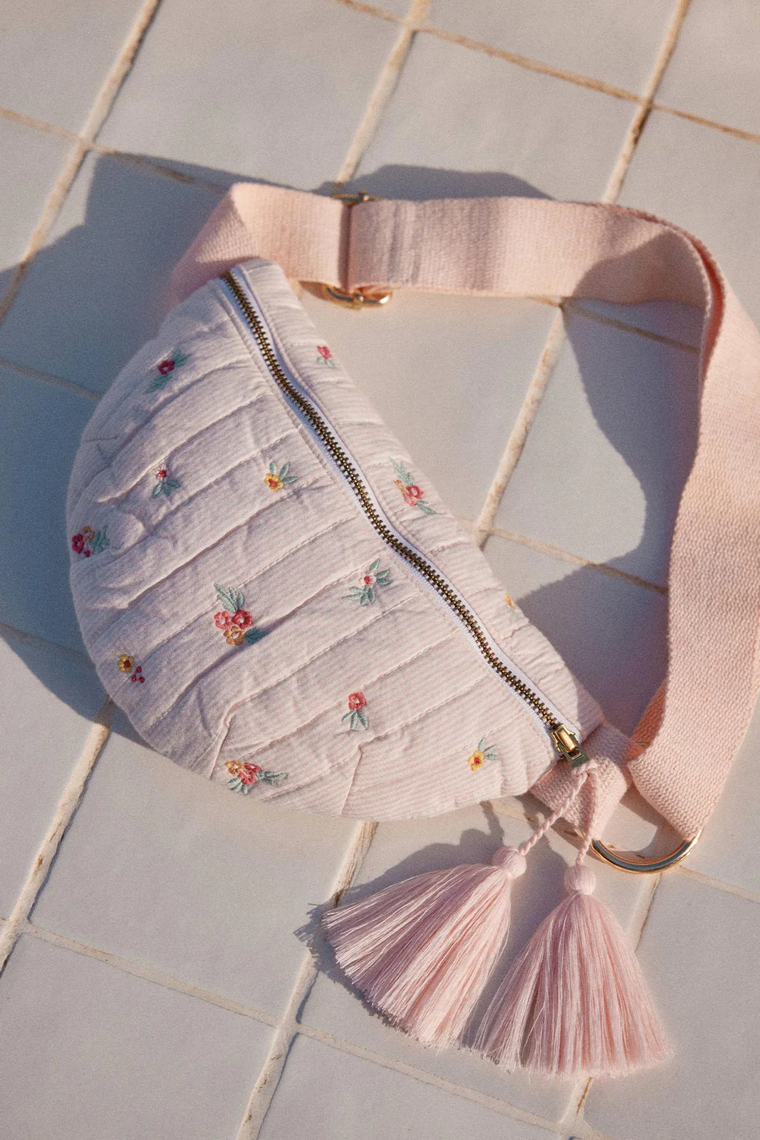 Louise Misha Waist bag Boby Pink Bouquet Stripes