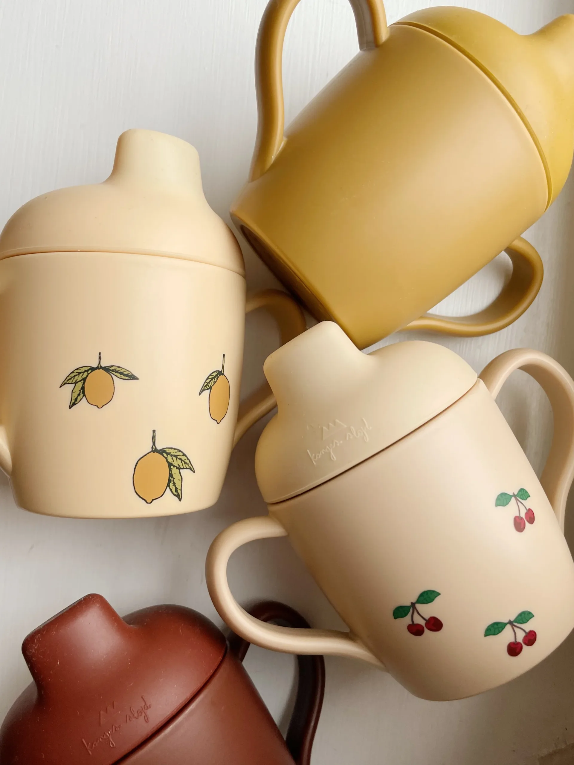 sippy cup set 2 konges slojd silikonowe kubeczki niekapki zestaw lemon
