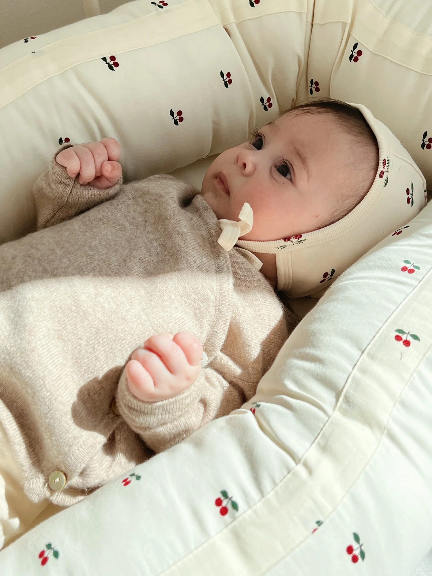 Czapeczka bonetka konges slojd niemowlęca cytrynki lemon baby helmet