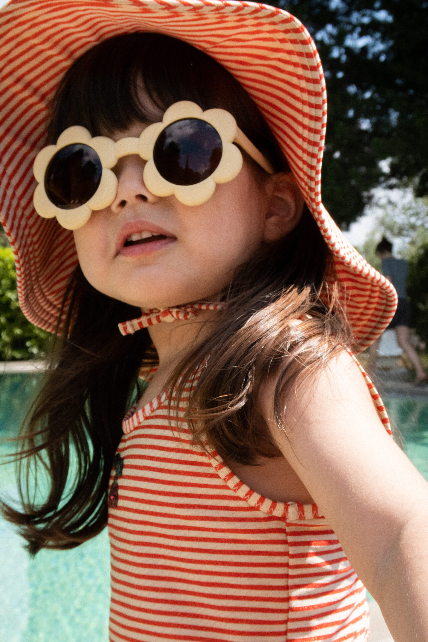 okulary przeciwsłoneczne Konges Slojd brazilian sand kwiatek