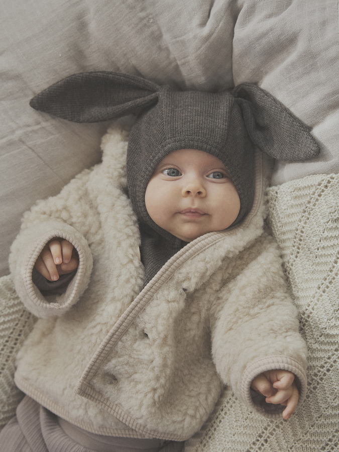 jacket wool teddy cement pixie kremowa z pomponem