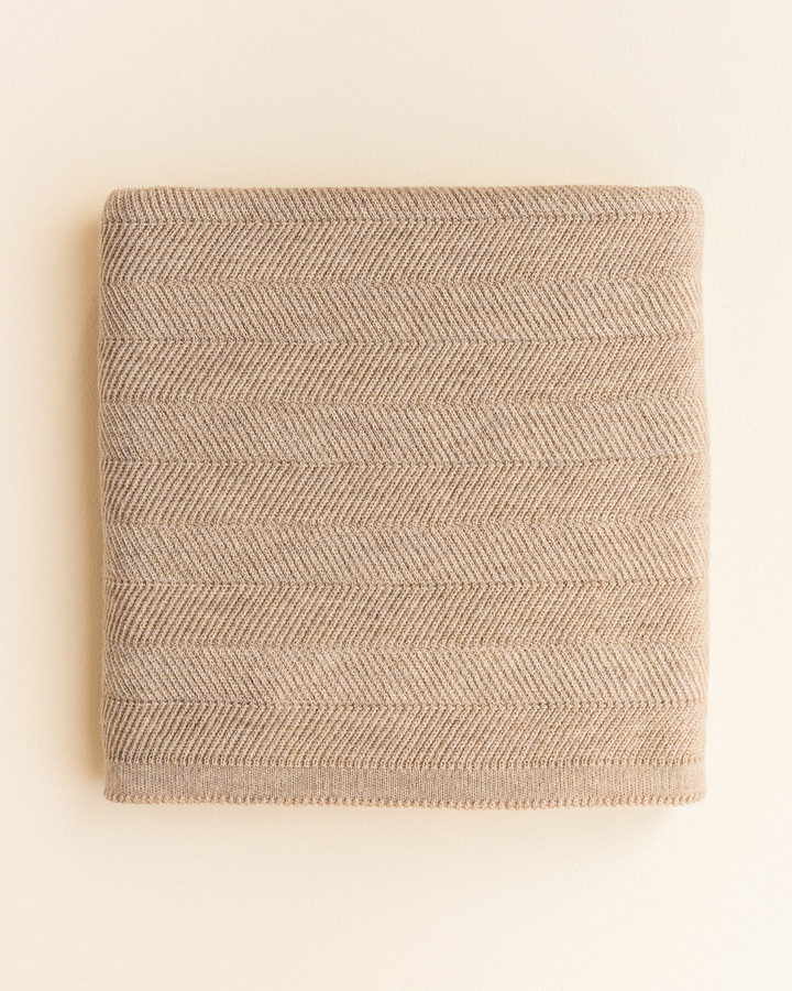 kocyk niemowlęcy pisakowy beż z wełny merino hvid