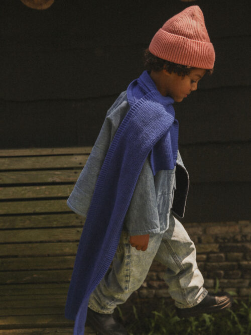 Scarf Gustave Cobalt Blue szalik dziecięcy z wełny merino hvid kobaltowy niebieski zimowy