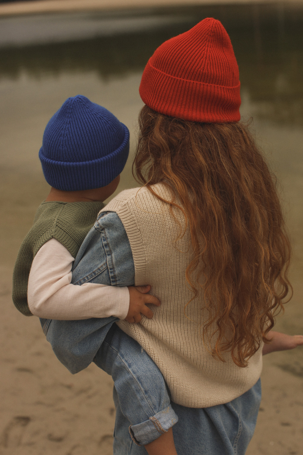 czerwona czapka z wełny damska męska merino wool hvid red