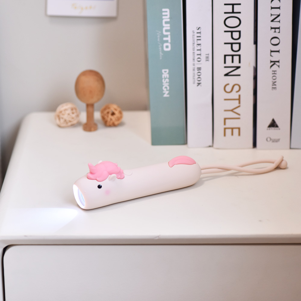 latarka jednorożec pinky dla dzieci