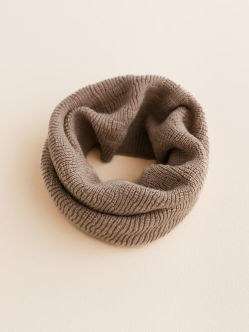 szalik komin gigi sand merino hvid wełniany