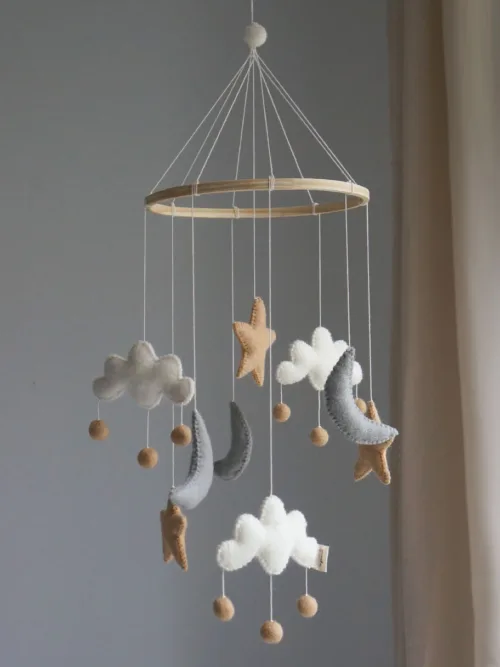 Karuzela nad łóżeczko dziecka do pokoiku chmurki, księżyc, gwiazdki