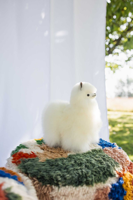 biała alpaka maskotka 23 cm