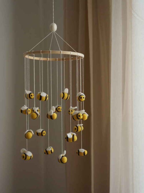 karuzela nad łóżeczko z pszczółkami handmade