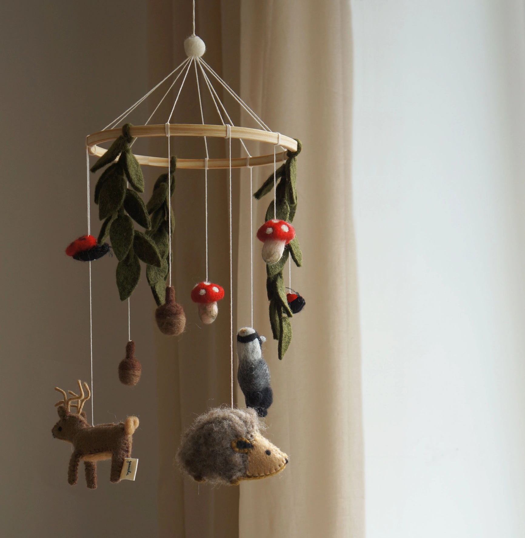 karuzela nad łóżeczko biedronka i grzybki