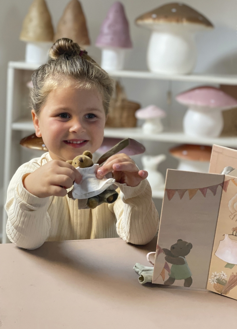 zabawka kreatywna garderoba miś egmont toys