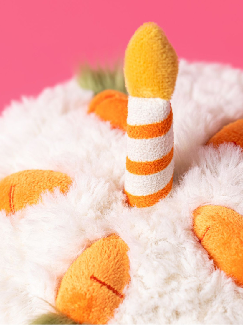 jellycat amuseables carrot cake 15cm