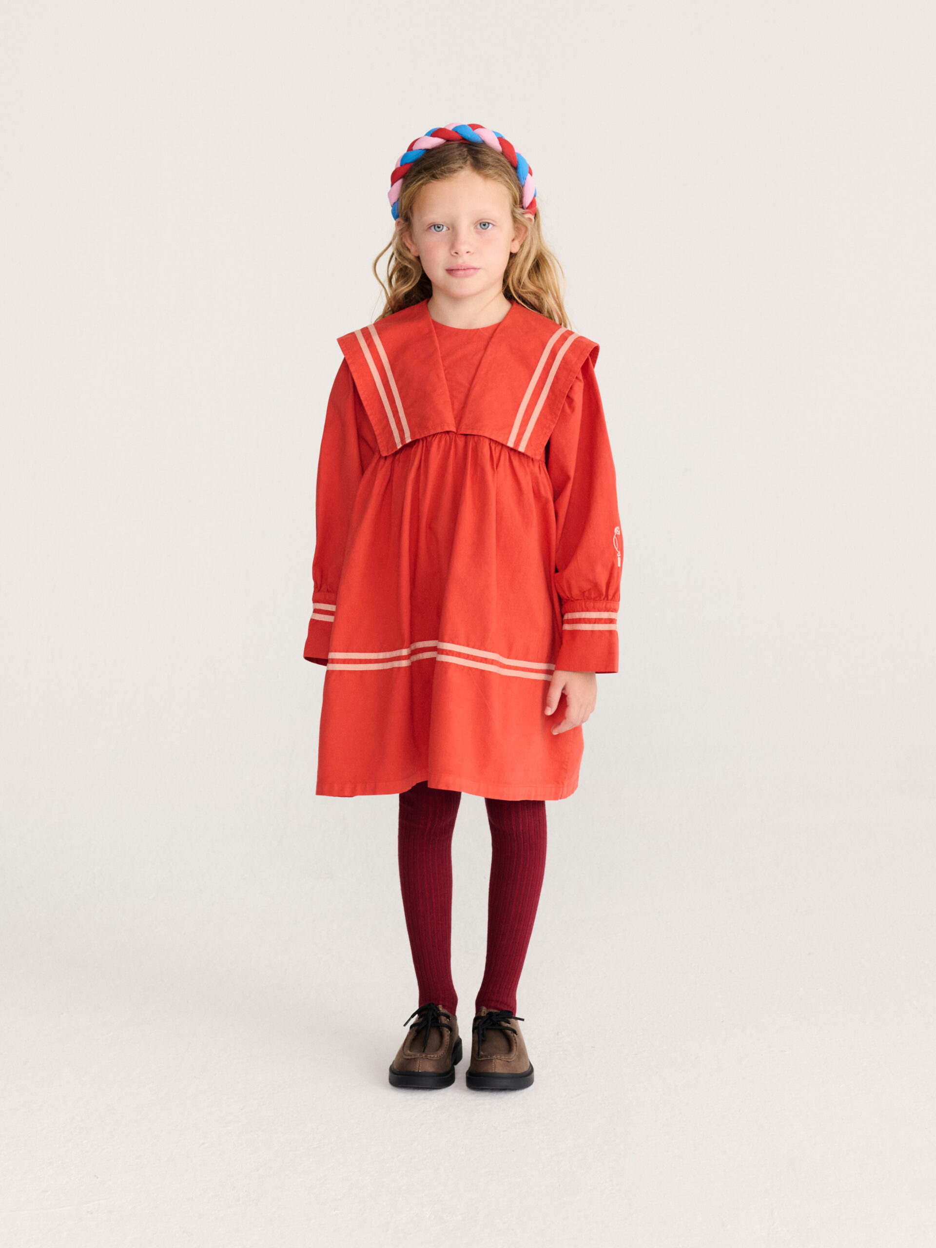 czerwona sukienka z kołnierzem Bobo Choses sailor dress